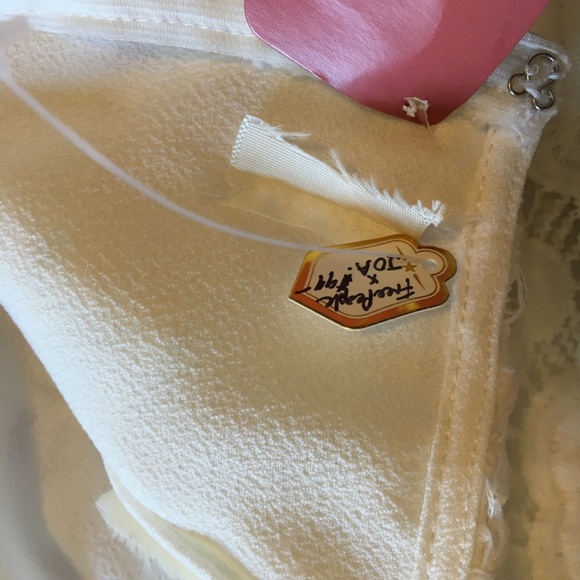 Free People Racer Back - Picture 4 of 8